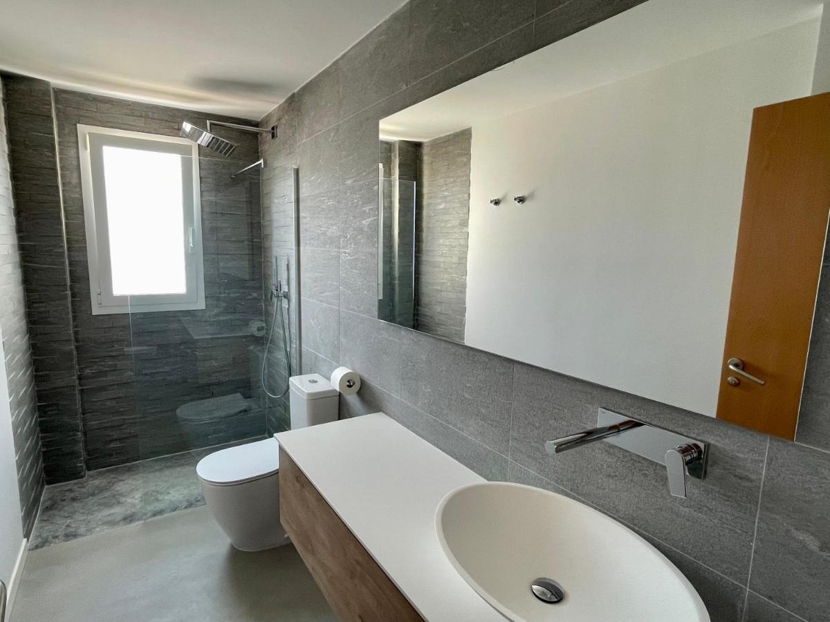 Beautiful Penthouse With Pool And Wonderful Beach View Oliva Zewnętrze zdjęcie